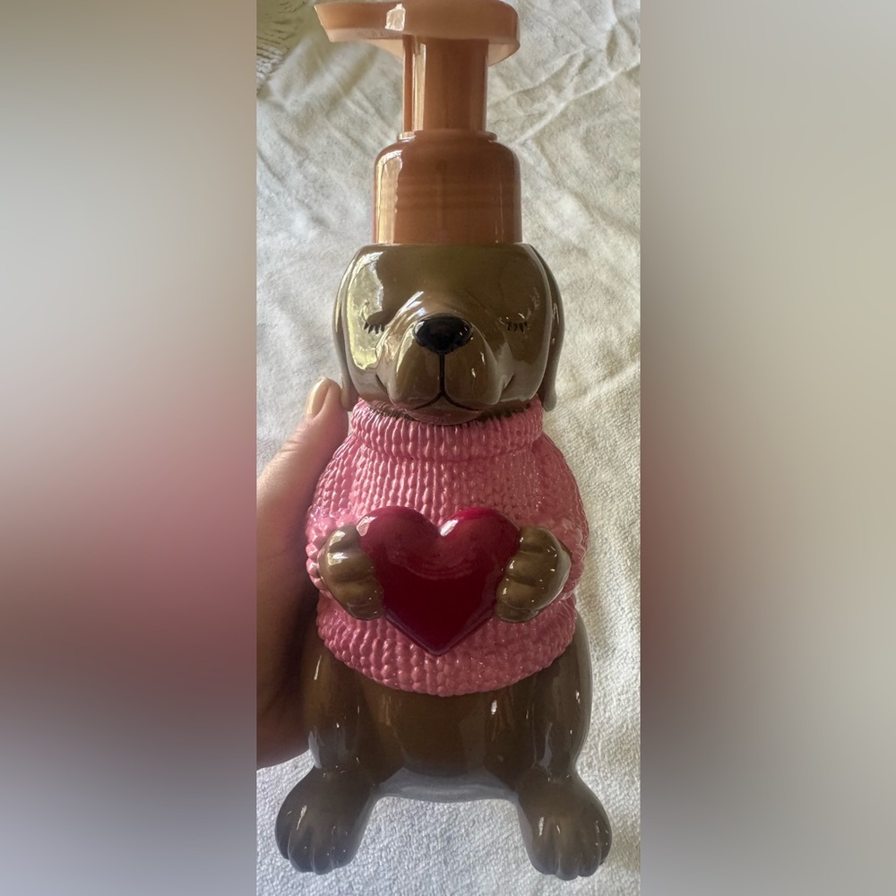 Liquid Hand Soap Dispenser. Pink Dog Figurine with Heart Sweater - Picture 4 of 4